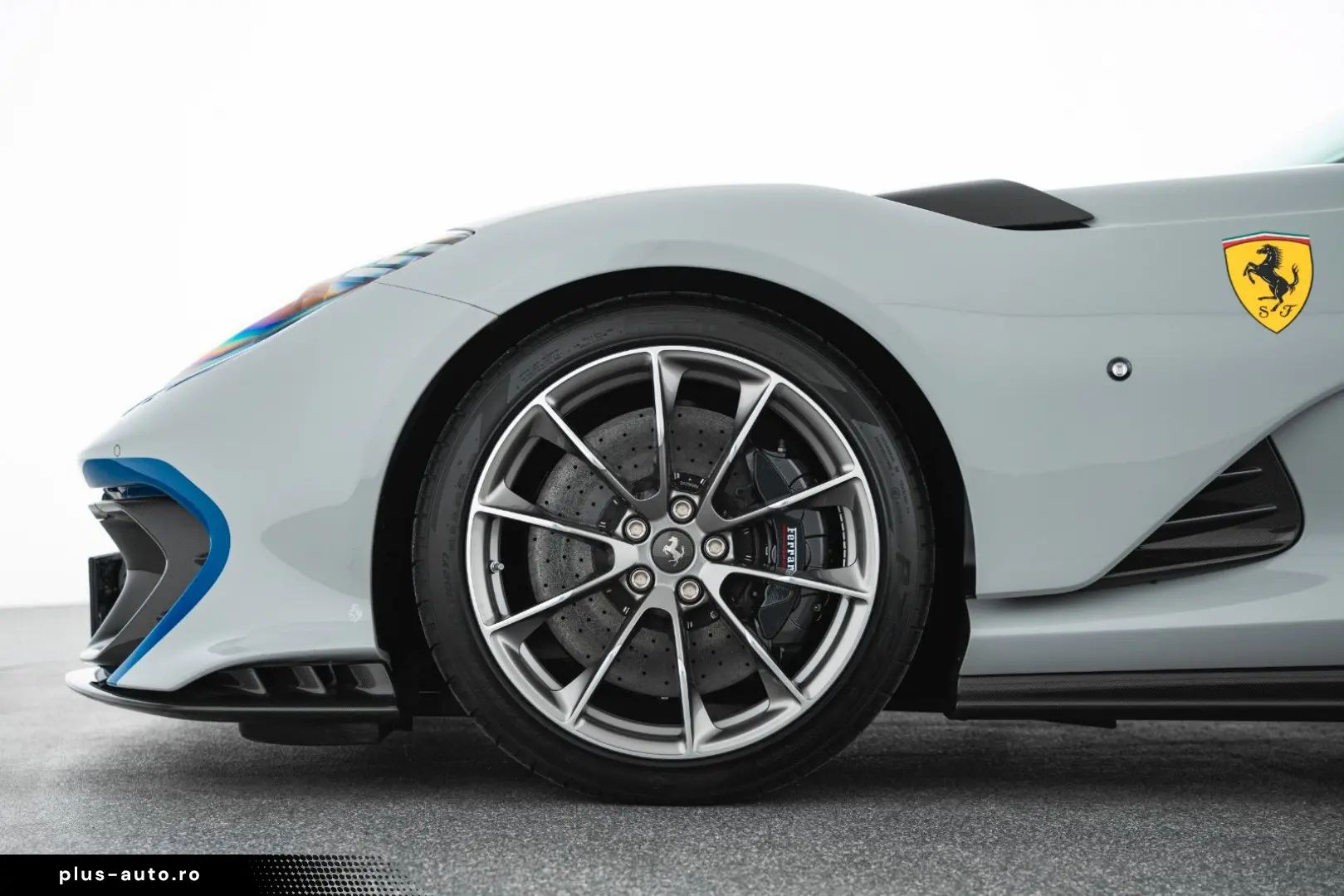 FERRARI 812 Competizione  Tailor Made