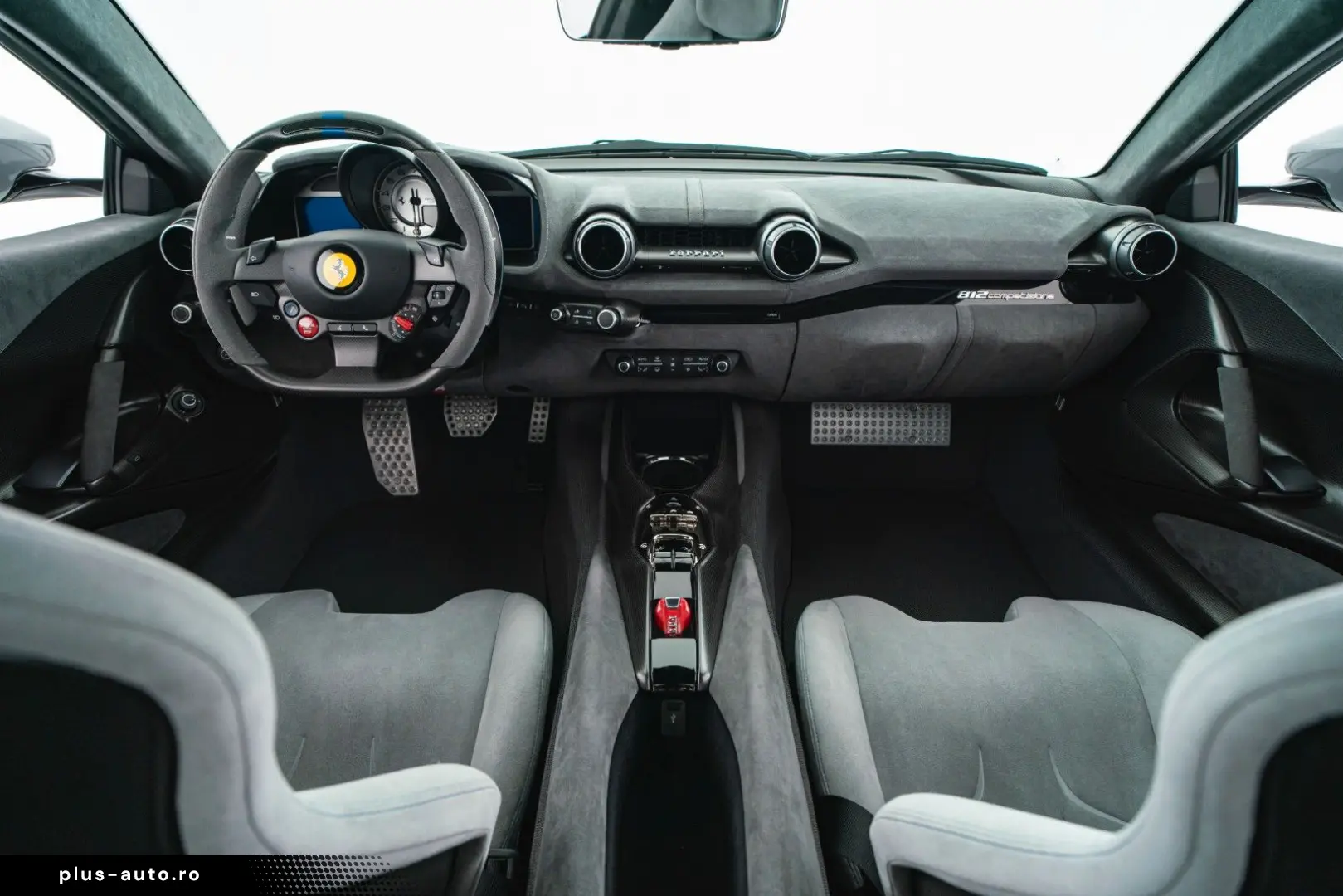 FERRARI 812 Competizione  Tailor Made