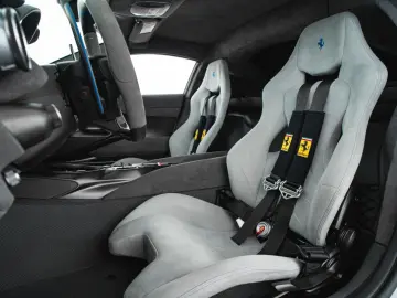 FERRARI 812 Competizione  Tailor Made