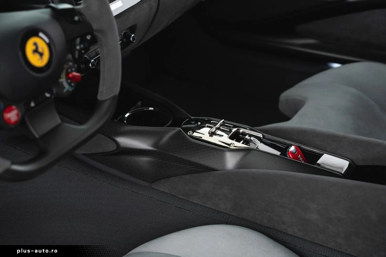 FERRARI 812 Competizione  Tailor Made