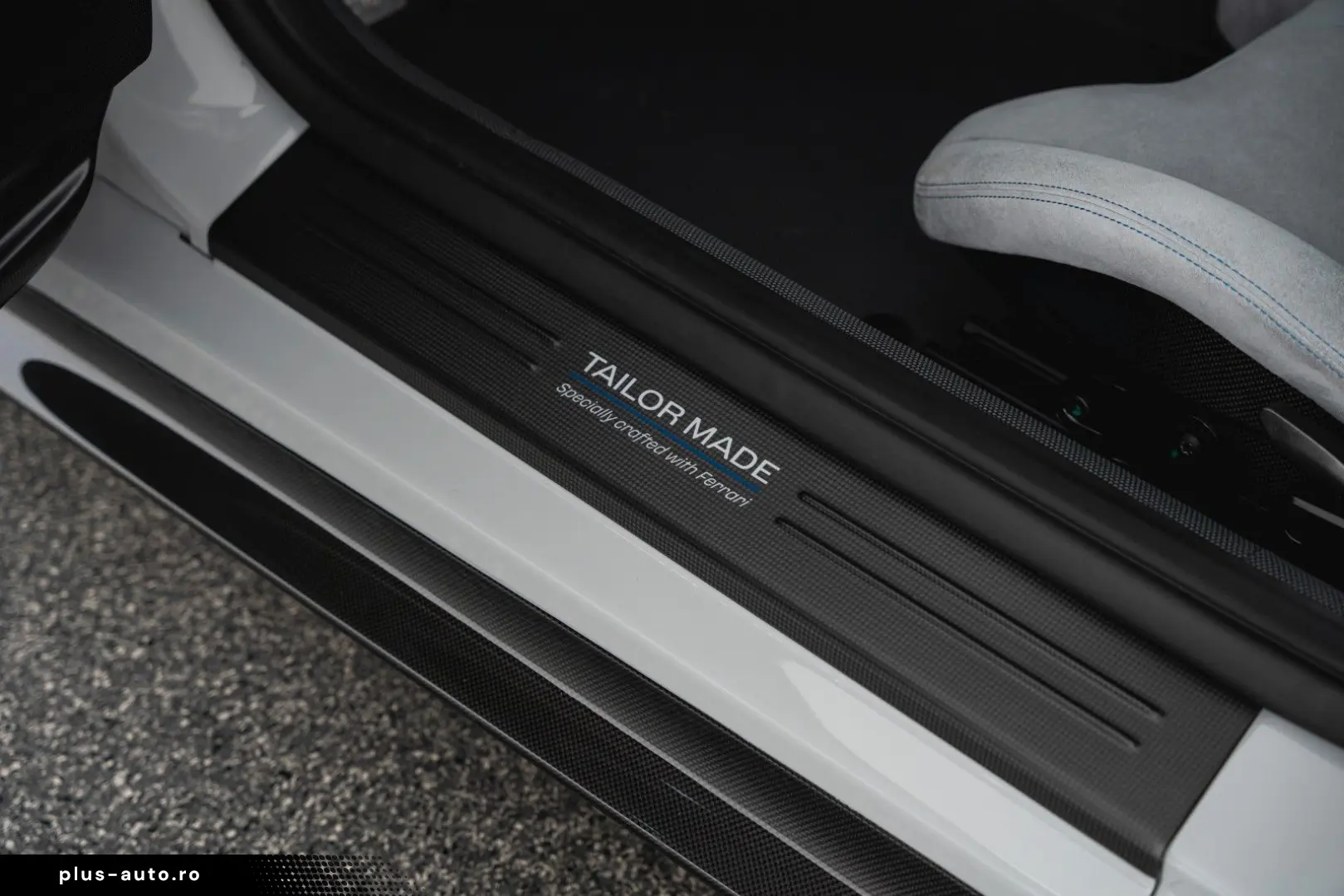 FERRARI 812 Competizione  Tailor Made