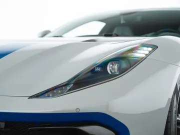 FERRARI 812 Competizione  Tailor Made