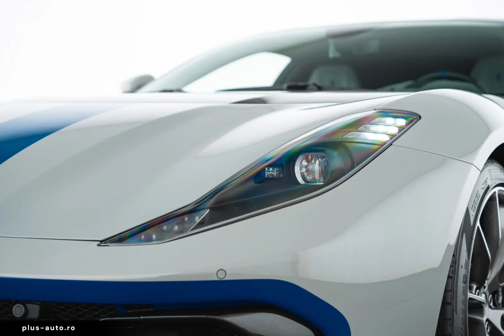 FERRARI 812 Competizione  Tailor Made