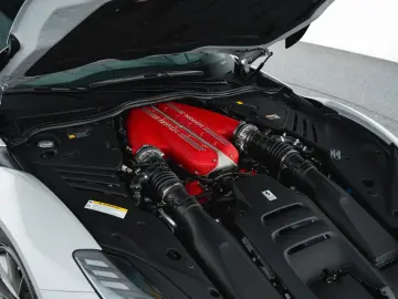 FERRARI 812 Competizione  Tailor Made