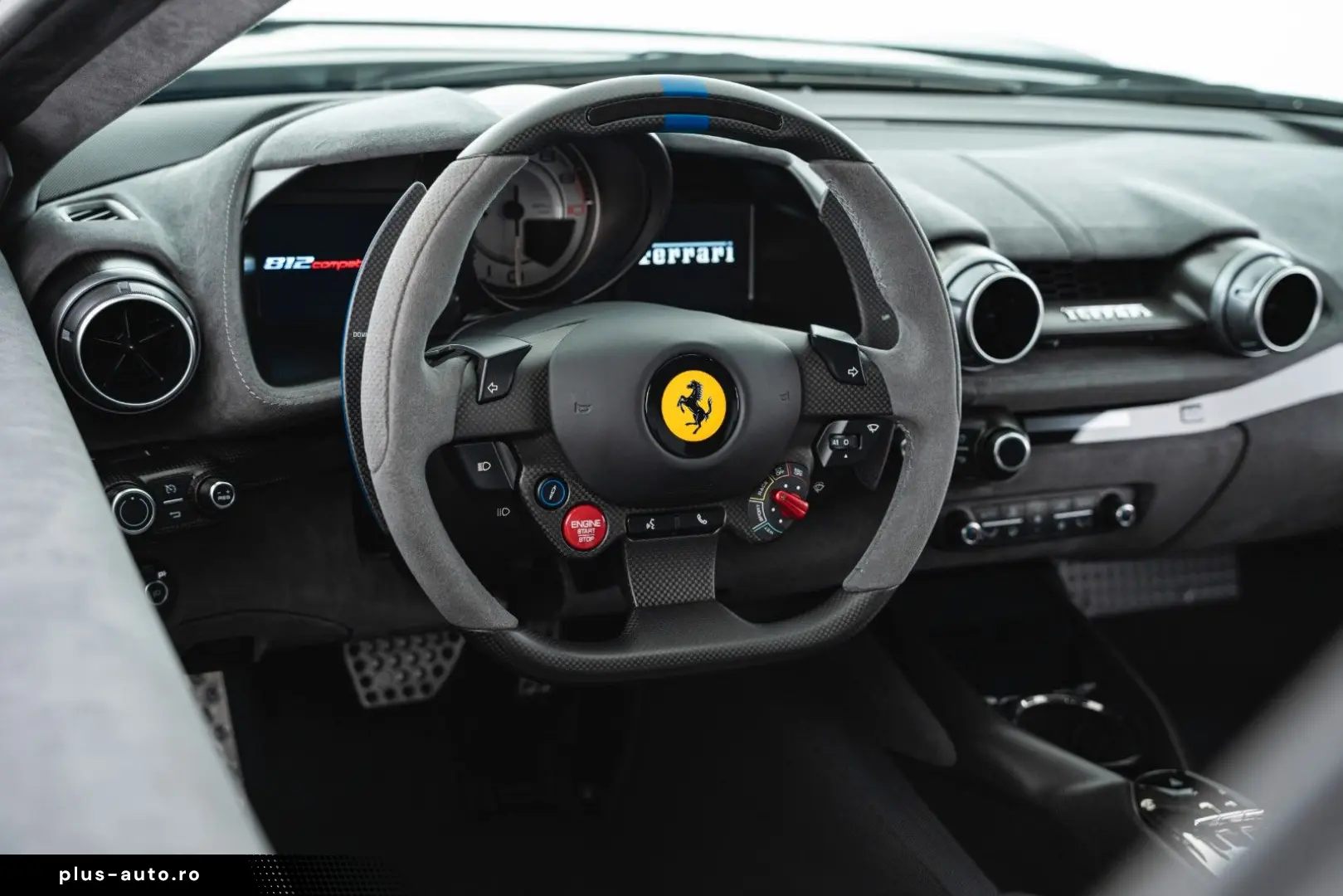 FERRARI 812 Competizione  Tailor Made