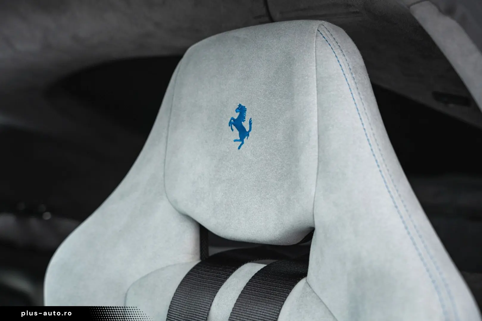 FERRARI 812 Competizione  Tailor Made