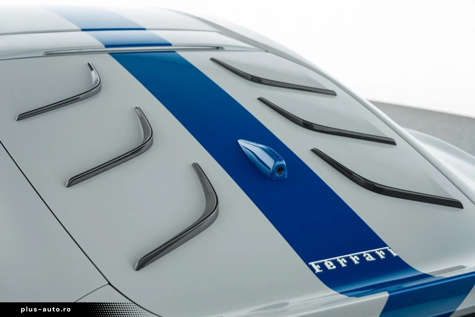 FERRARI 812 Competizione  Tailor Made