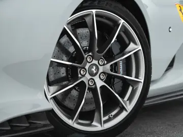 FERRARI 812 Competizione  Tailor Made