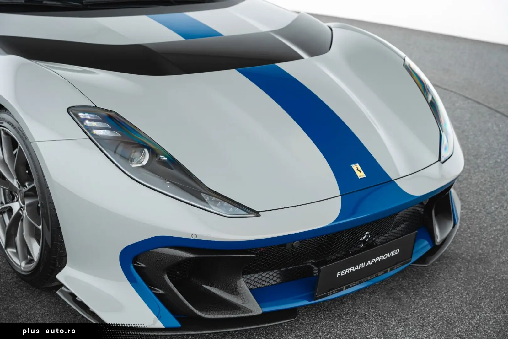 FERRARI 812 Competizione  Tailor Made