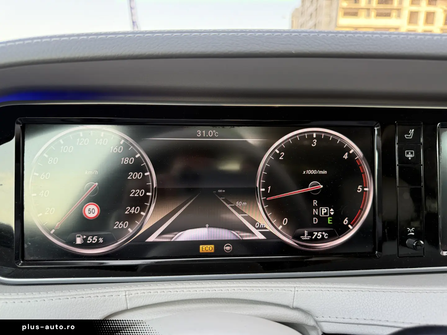 14000e avans si 12000e in 3 luni