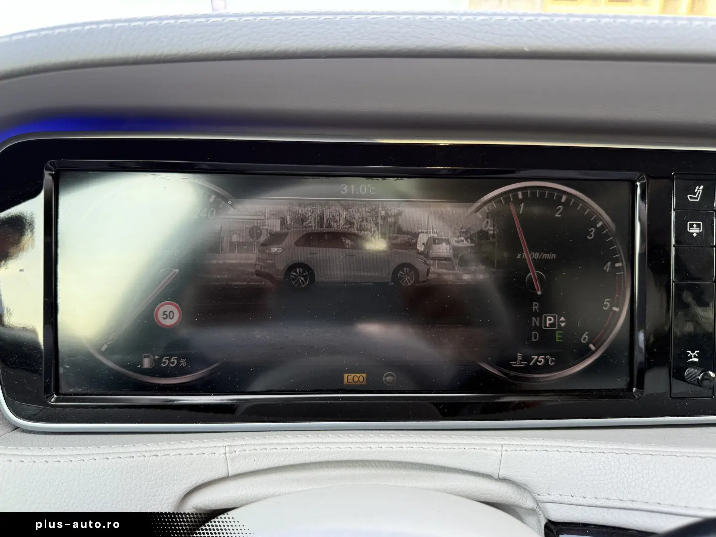 14000e avans si 12000e in 3 luni