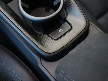 PORSCHE 992 .2 911 Carrera GTS T-Hybrid MY25 PCCB UVP220