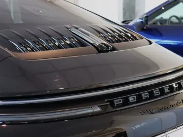 PORSCHE 992 .2 911 Carrera GTS T-Hybrid MY25 PCCB UVP220