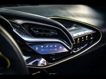 FERRARI SF90 Stradale SF90 SPIDER ATELIER CARBON PPF 360