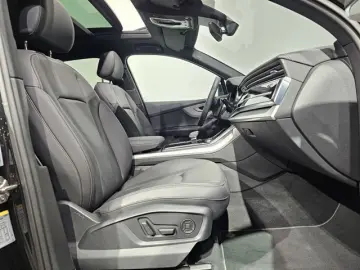 AUDI Q7 55 TFSI S Line Black 7Sitz Pano Matrix AHK 20