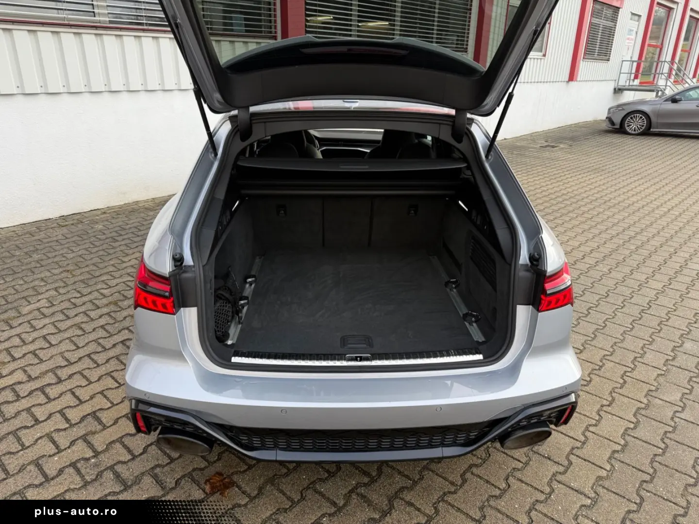 AUDI RS 6 Avant quattro  3D B&O  Dynamik