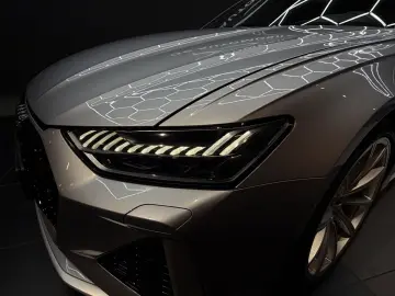 AUDI RS6 4.0 TFSI PANO B&O HEADUP AHK STANDHEIZUNG