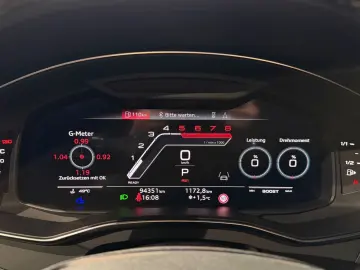 AUDI RS6 4.0 TFSI PANO B&O HEADUP AHK STANDHEIZUNG