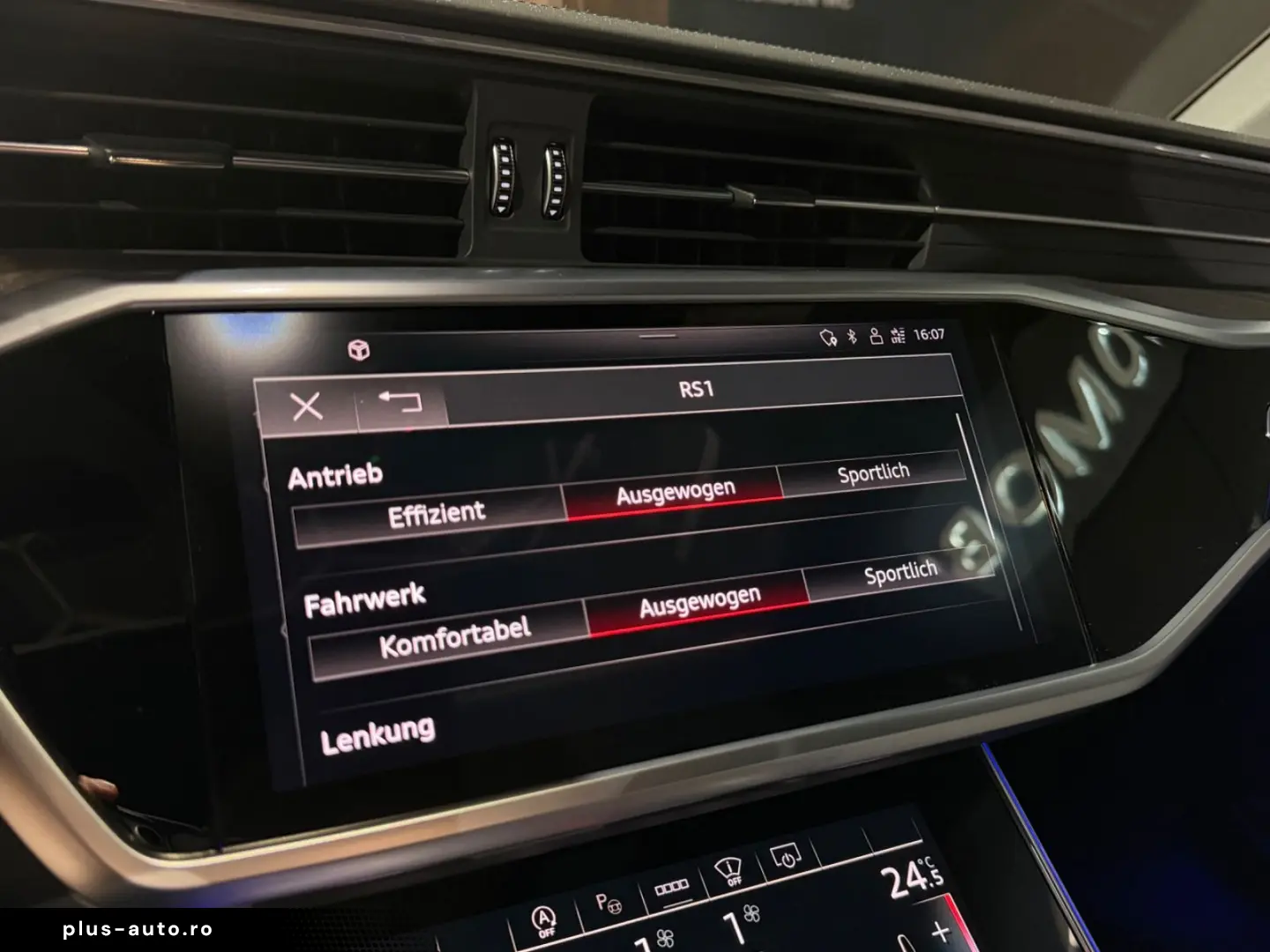 AUDI RS6 4.0 TFSI PANO B&O HEADUP AHK STANDHEIZUNG