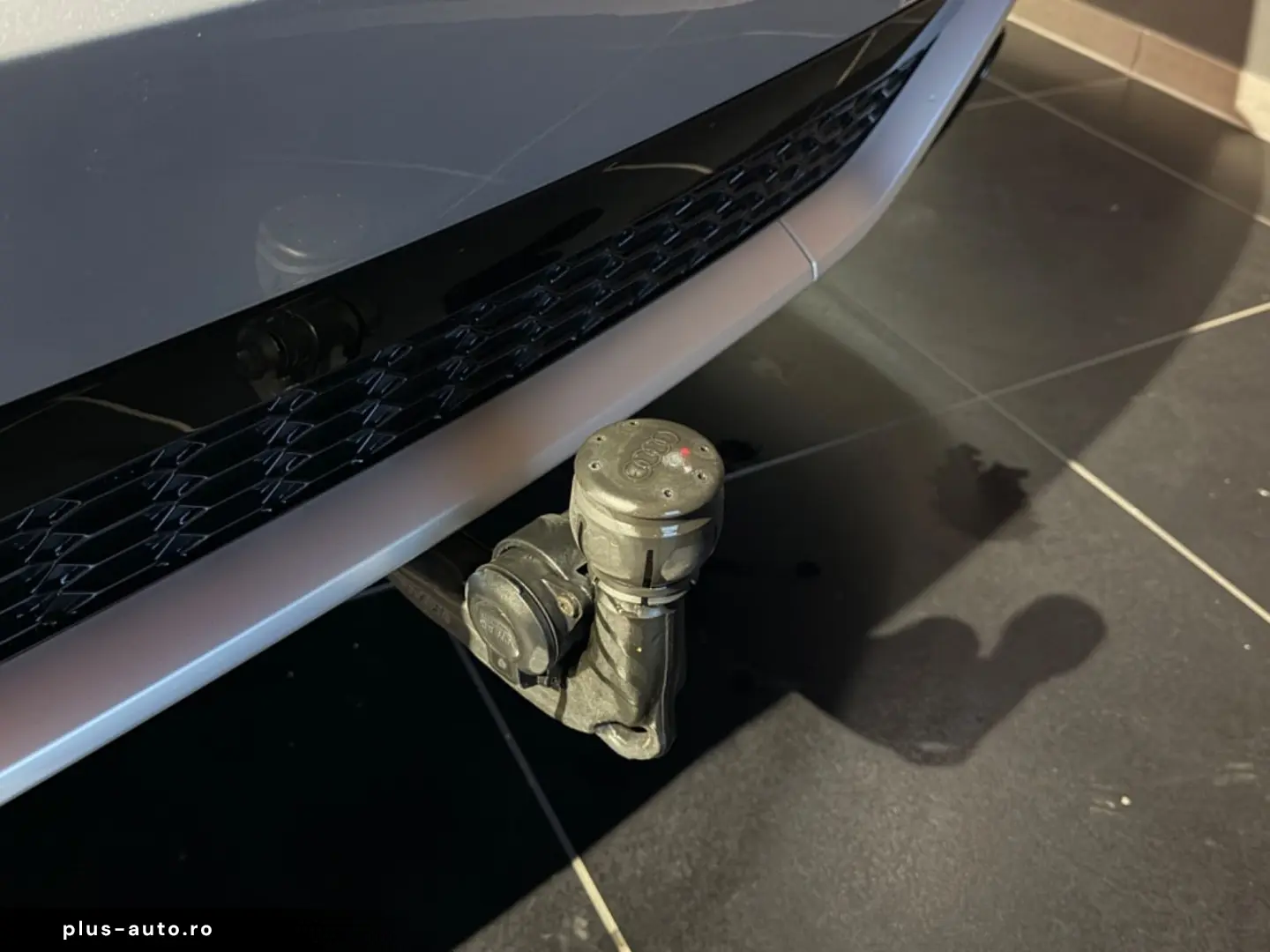 AUDI RS6 4.0 TFSI PANO B&O HEADUP AHK STANDHEIZUNG