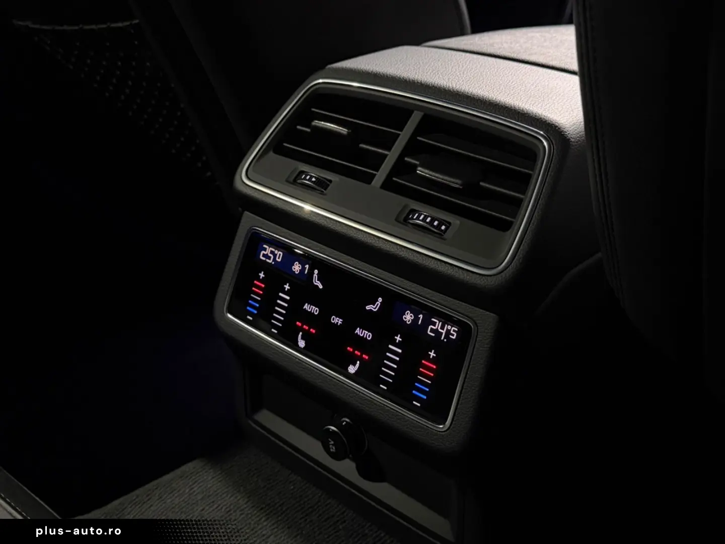 AUDI RS6 4.0 TFSI PANO B&O HEADUP AHK STANDHEIZUNG