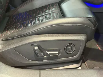 AUDI RS6 4.0 TFSI quattro Sitzbelüftung 360 Kamera