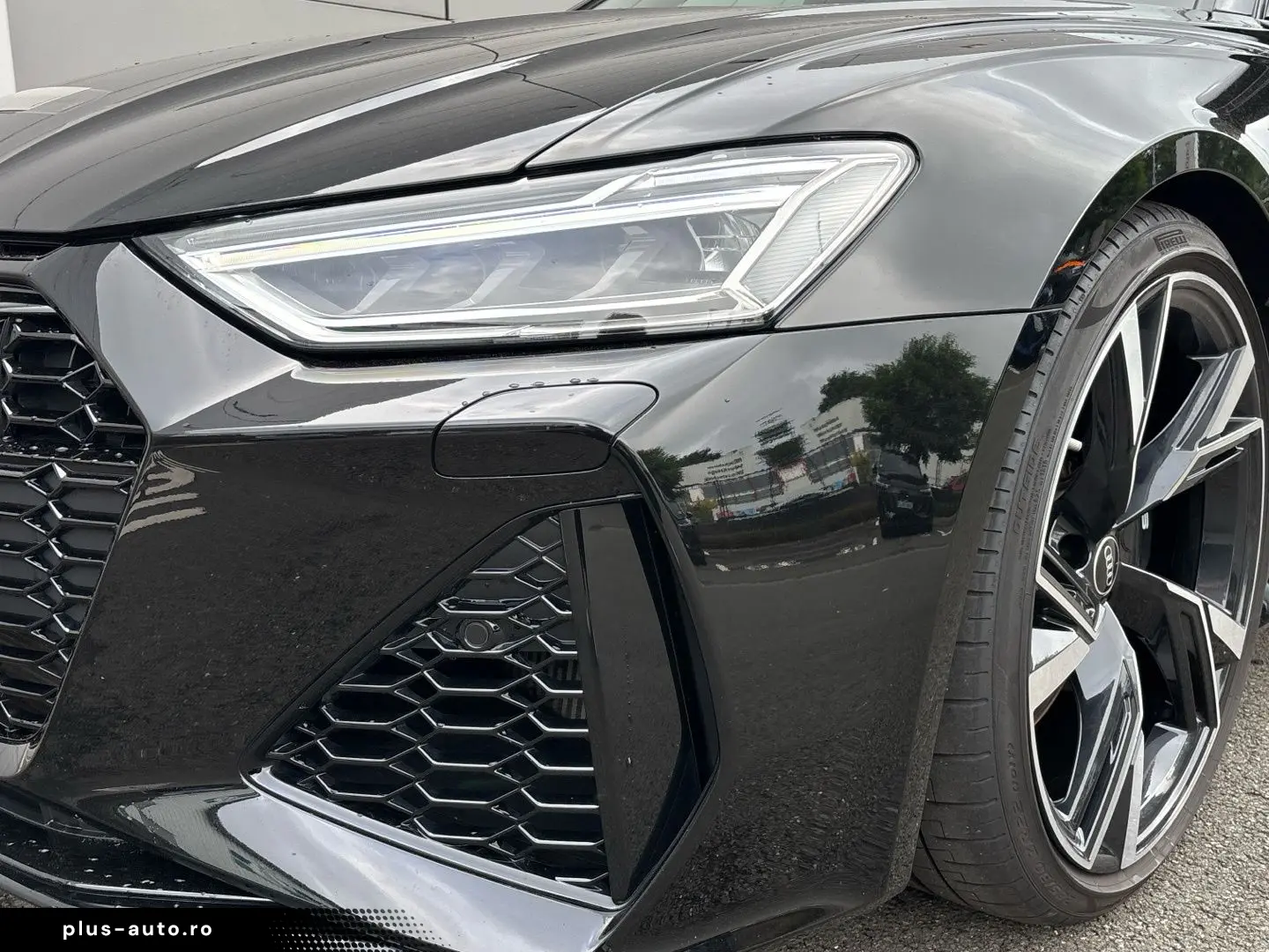 AUDI RS6 Avant 4.0 TFSI quattro MMI LED Digi-Cockpit