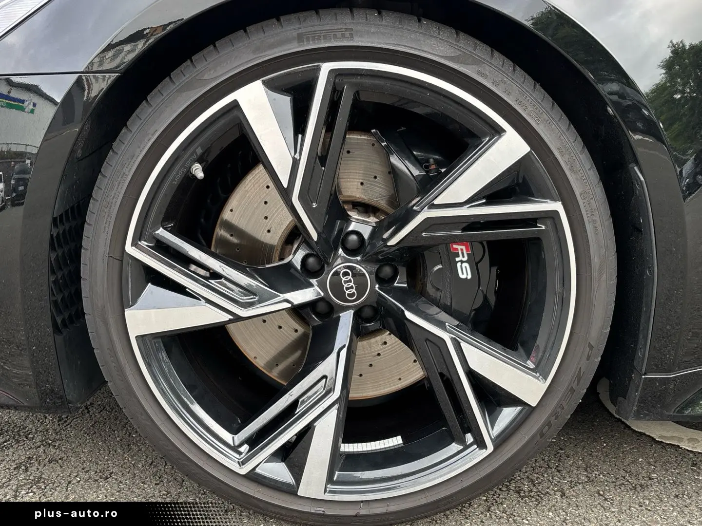 AUDI RS6 Avant 4.0 TFSI quattro MMI LED Digi-Cockpit