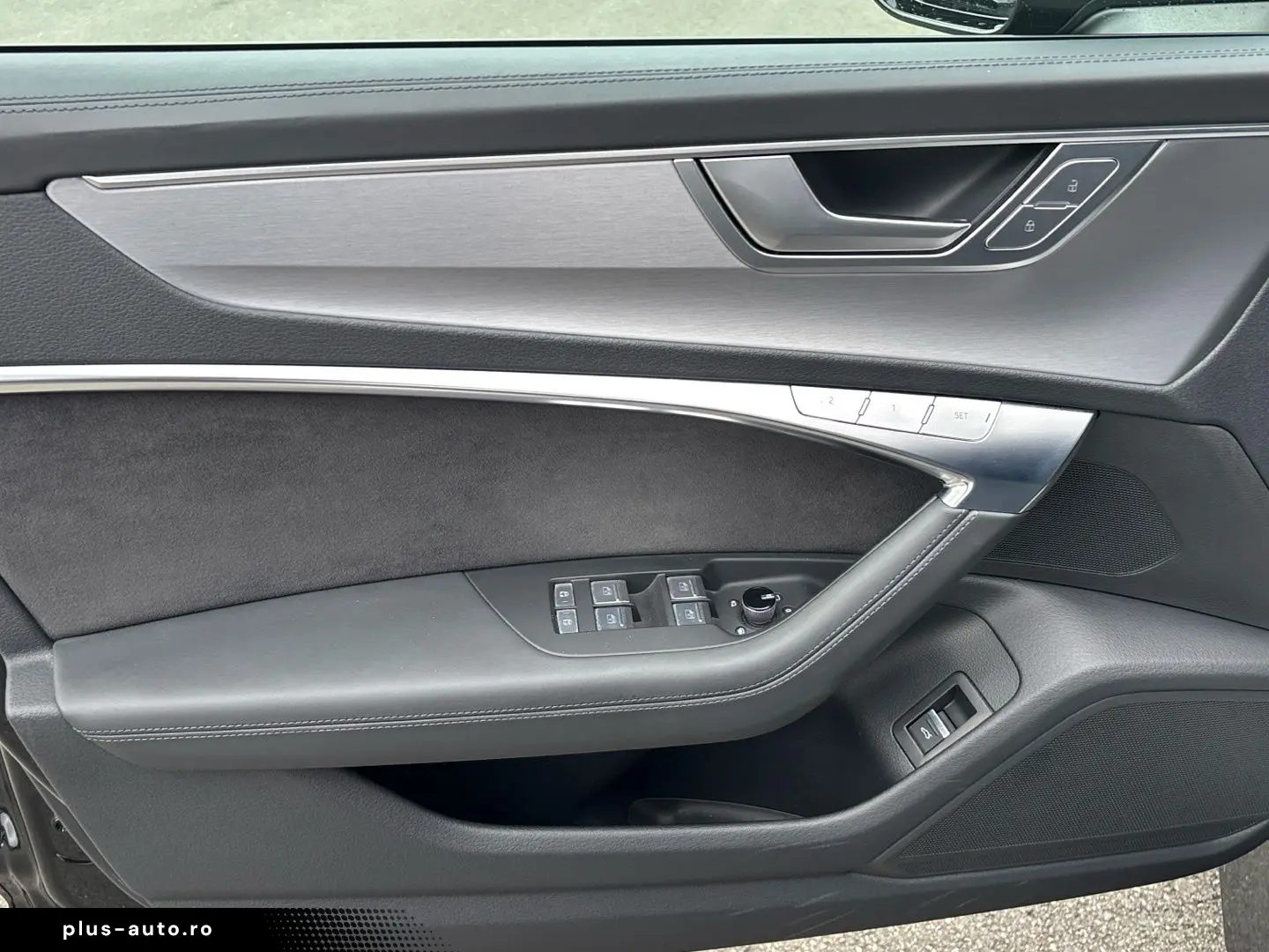 AUDI RS6 Avant 4.0 TFSI quattro MMI LED Digi-Cockpit