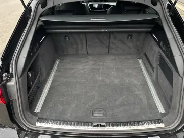 AUDI RS6 Avant 4.0 TFSI quattro MMI LED Digi-Cockpit