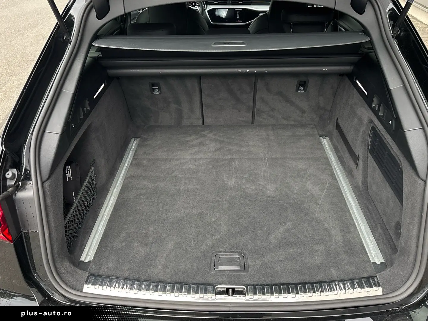 AUDI RS6 Avant 4.0 TFSI quattro MMI LED Digi-Cockpit