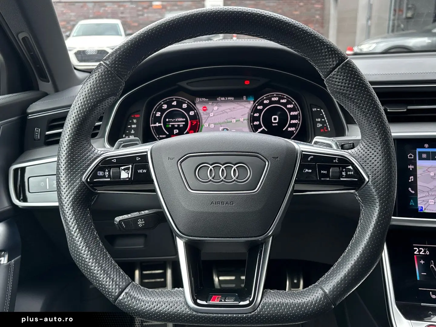 AUDI RS6 Avant 4.0 TFSI quattro MMI LED Digi-Cockpit