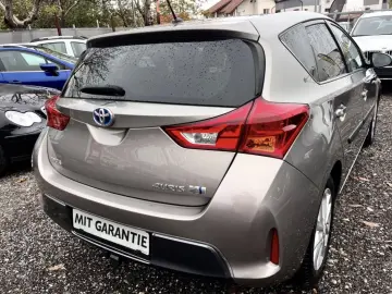 Toyota Auris 1.8 VVT-i Automatik Cool