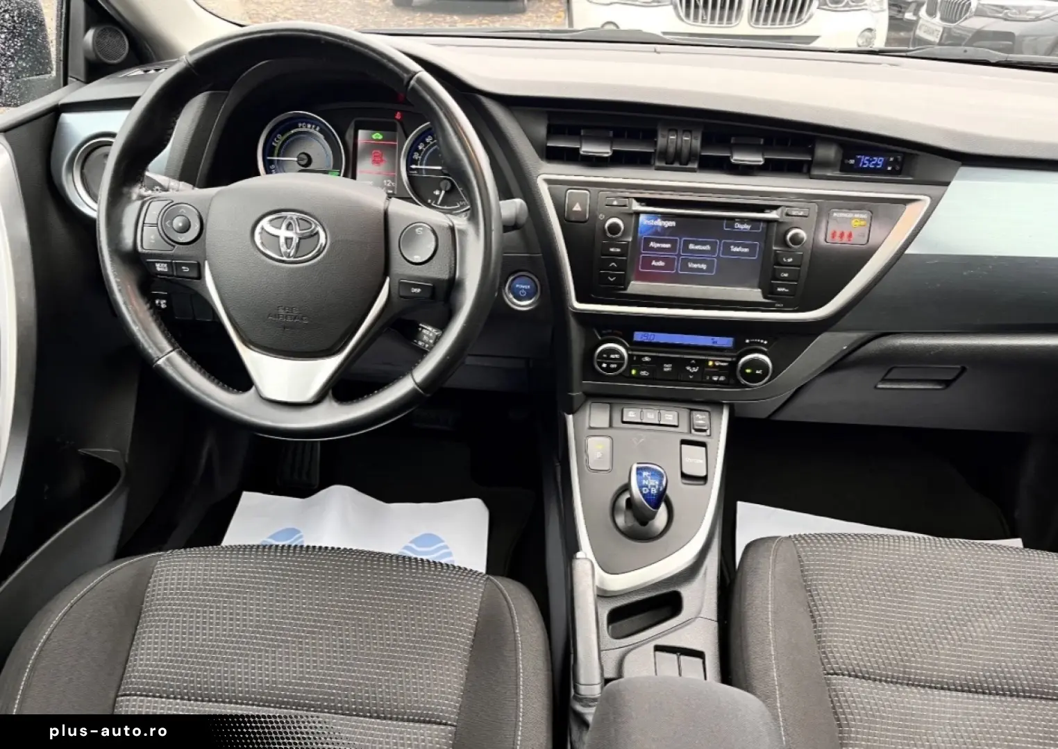 Toyota Auris 1.8 VVT-i Automatik Cool