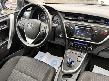 Toyota Auris 1.8 VVT-i Automatik Cool