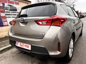Toyota Auris 1.8 VVT-i Automatik Cool