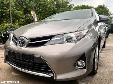 Toyota Auris 1.8 VVT-i Automatik Cool