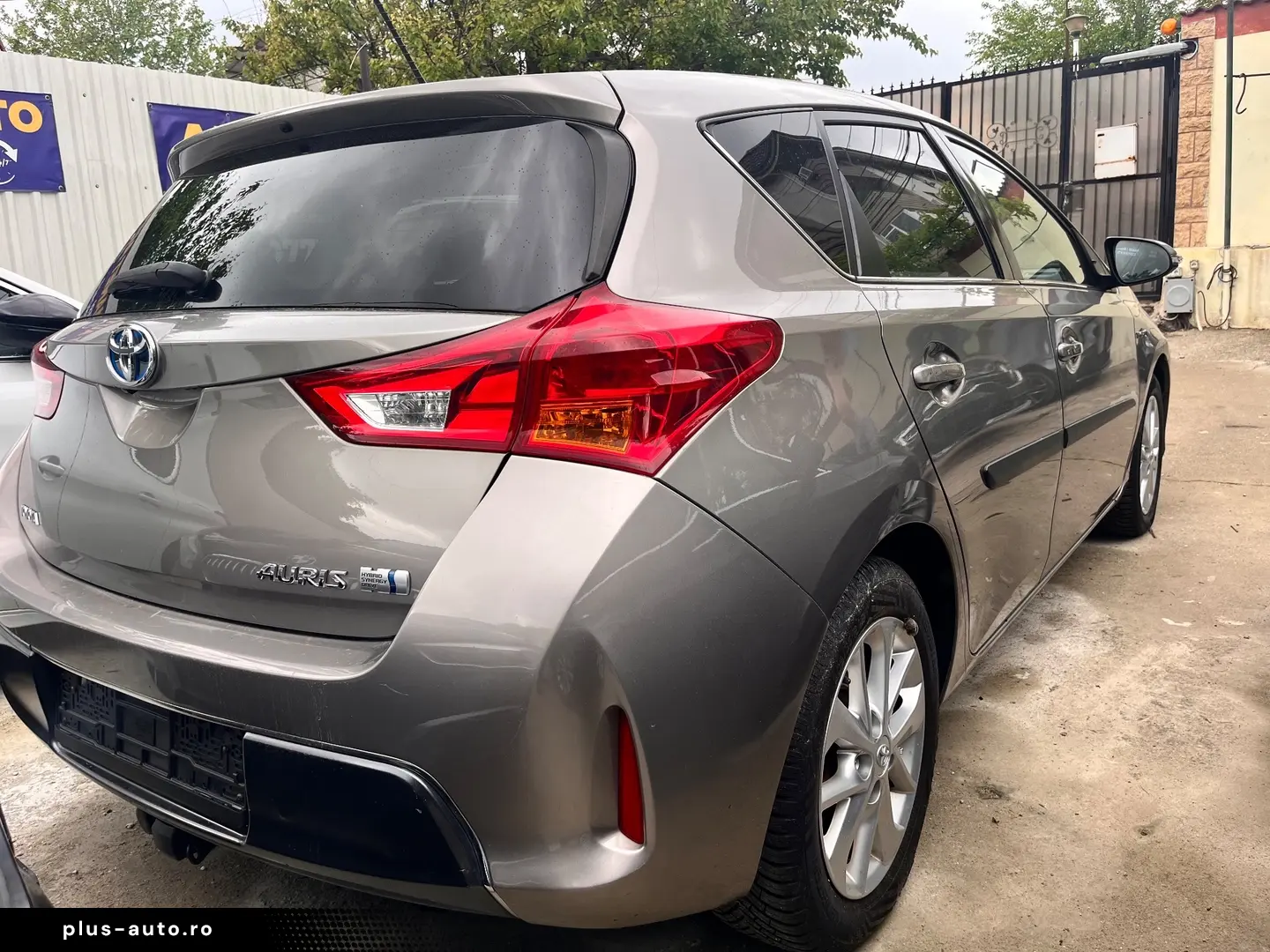 Toyota Auris 1.8 VVT-i Automatik Cool