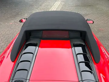 AUDI R8 V10 Spyder 5.2 FSI Quattro Performance Carbon