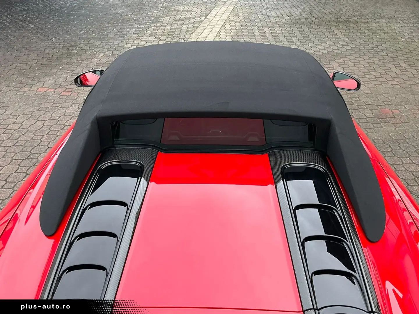 AUDI R8 V10 Spyder 5.2 FSI Quattro Performance Carbon