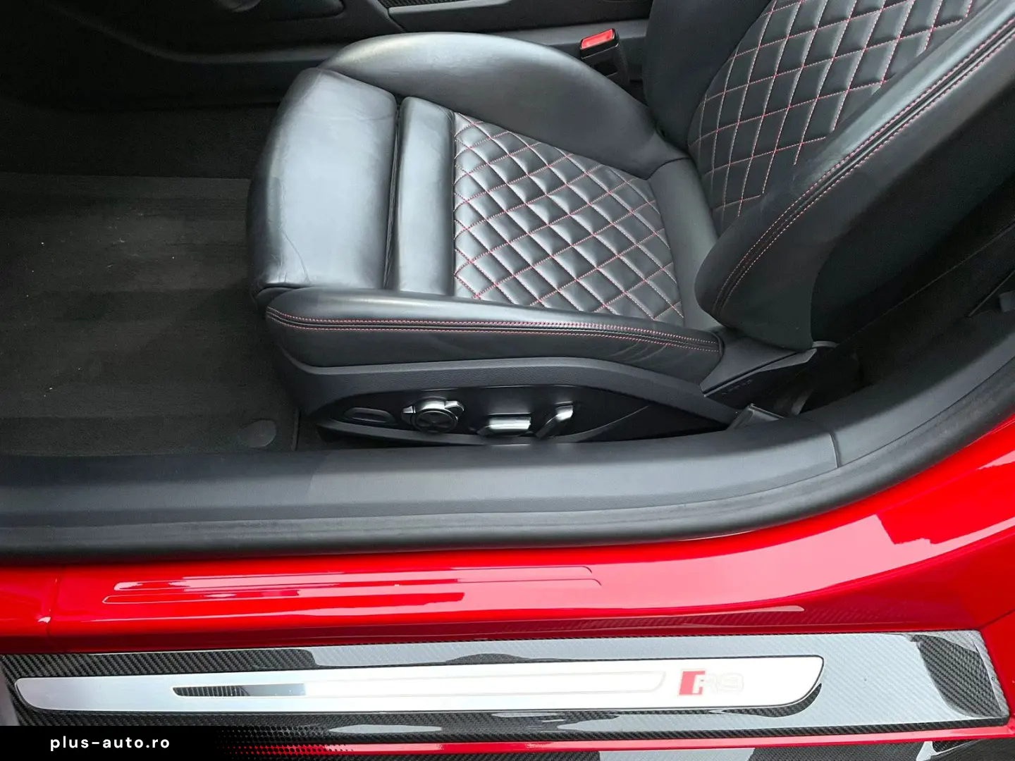 AUDI R8 V10 Spyder 5.2 FSI Quattro Performance Carbon