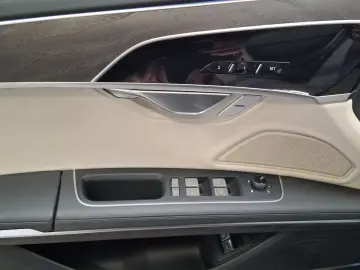 AUDI A8 L TFSI e 60 e quattro 340(462) kW(PS)