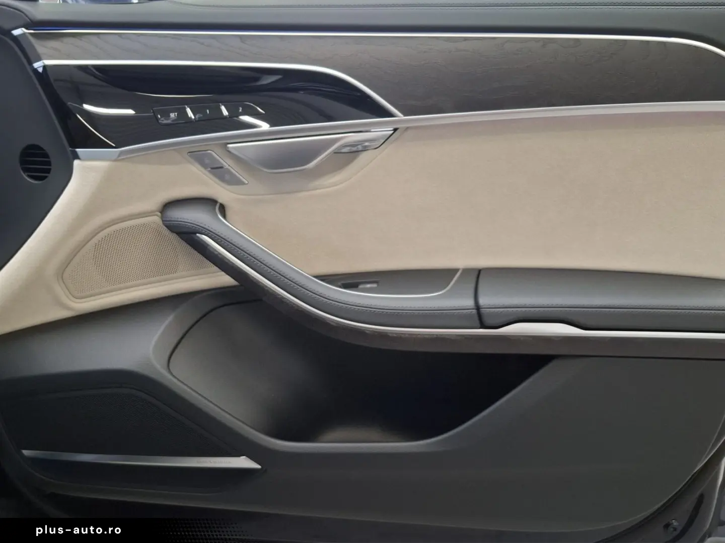 AUDI A8 L TFSI e 60 e quattro 340(462) kW(PS)