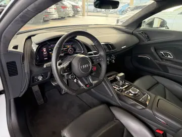 AUDI R8 Coupe 5.2 FSI quattro performance Carbon