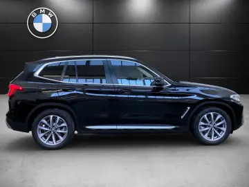 BMW X3 xDrive20i LC Plus LED ACC DA HiFi STH RFK PA