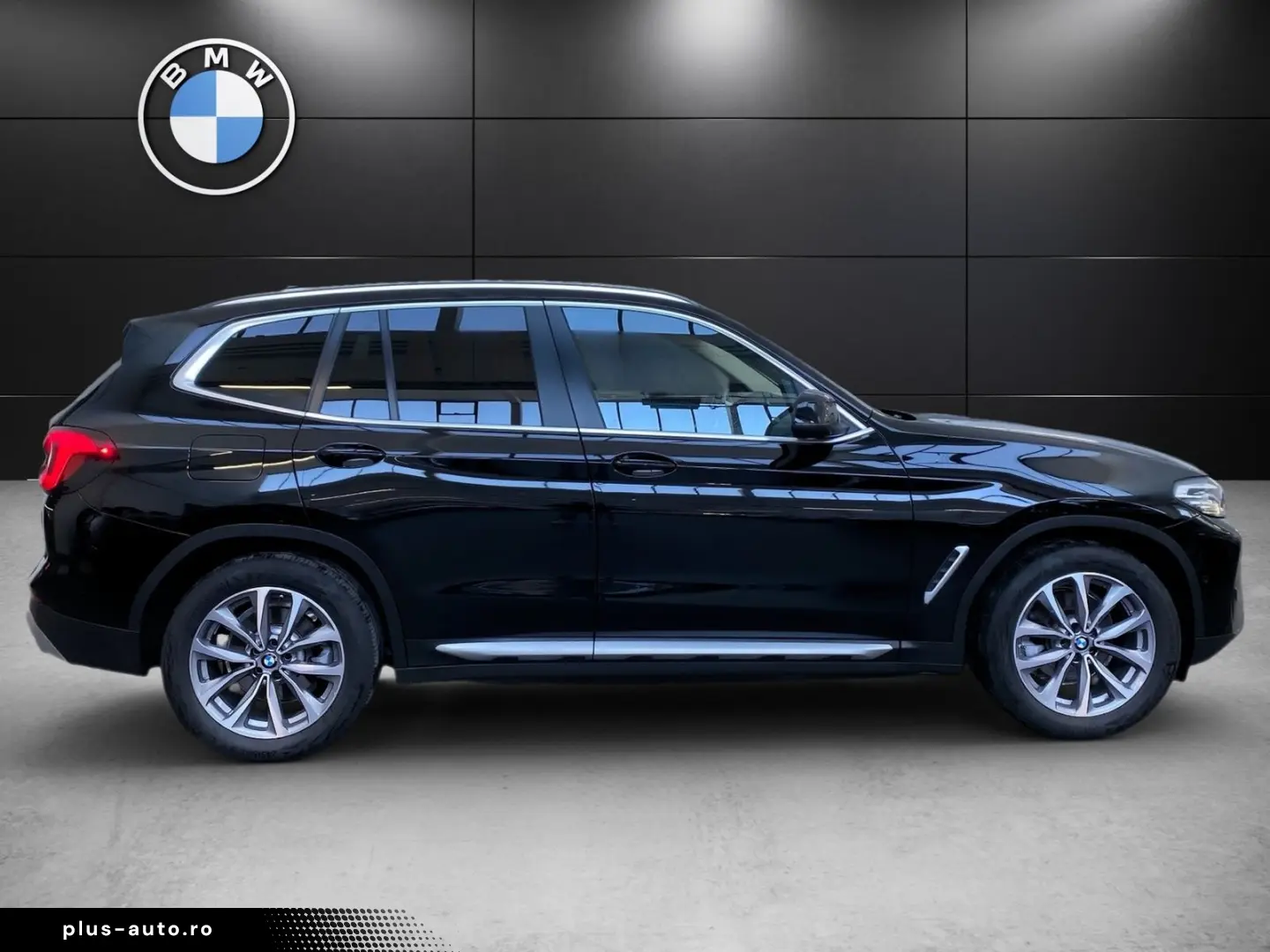 BMW X3 xDrive20i LC Plus LED ACC DA HiFi STH RFK PA