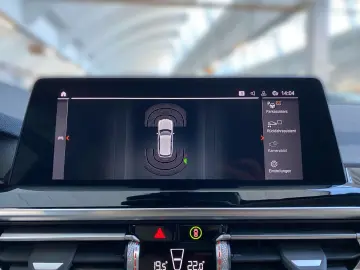 BMW X3 xDrive20i LC Plus LED ACC DA HiFi STH RFK PA