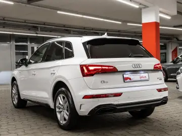 AUDI Q5 40 TDI S line quattro AHK SHZ Privacy VirtCokpit