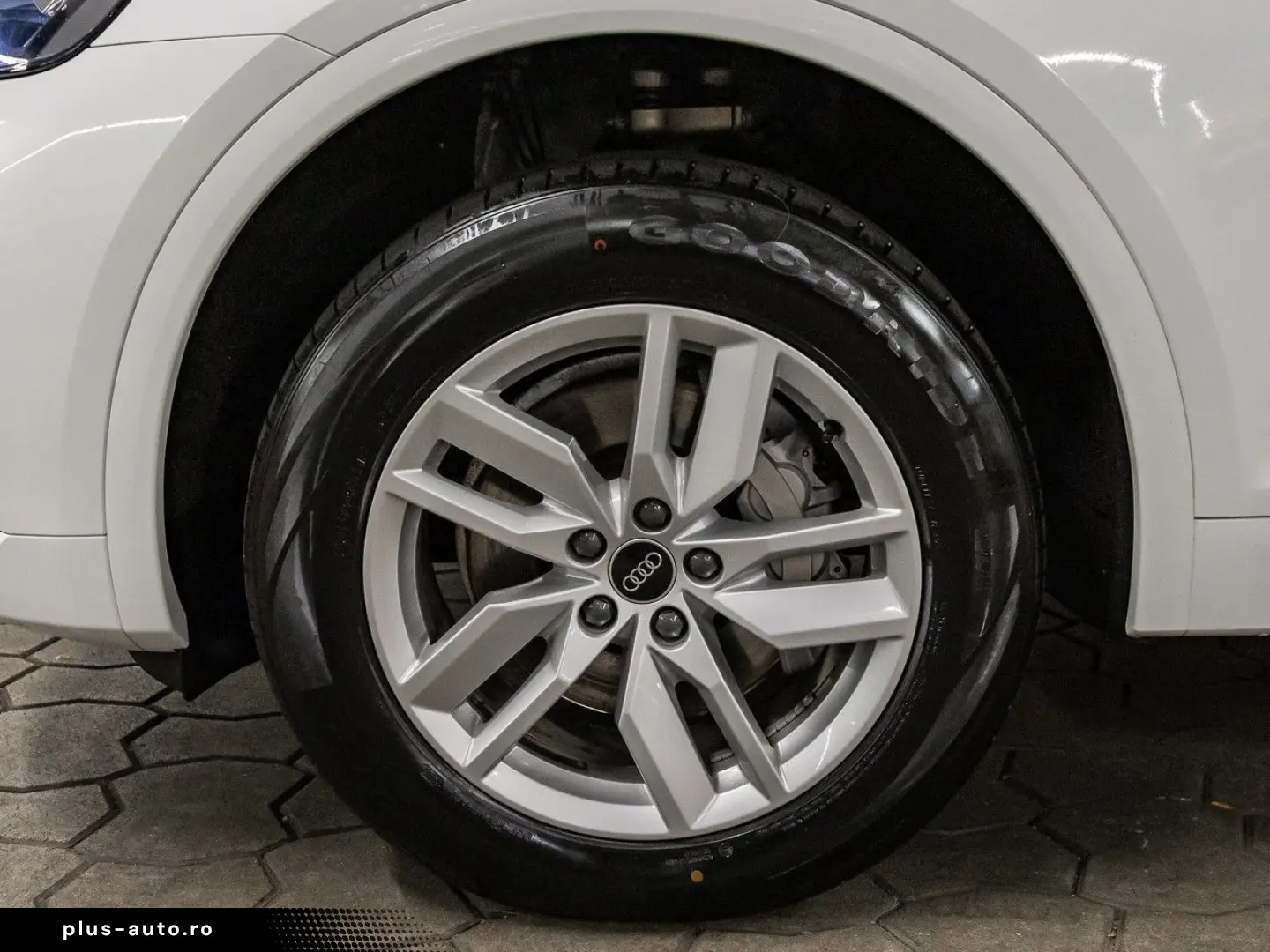 AUDI Q5 40 TDI S line quattro AHK SHZ Privacy VirtCokpit