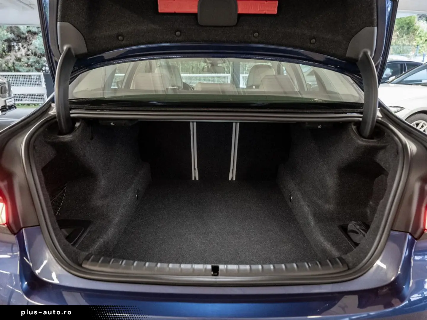 BMW 540d xDrive Luxury Line FACEL. AHK HUD LASER LED